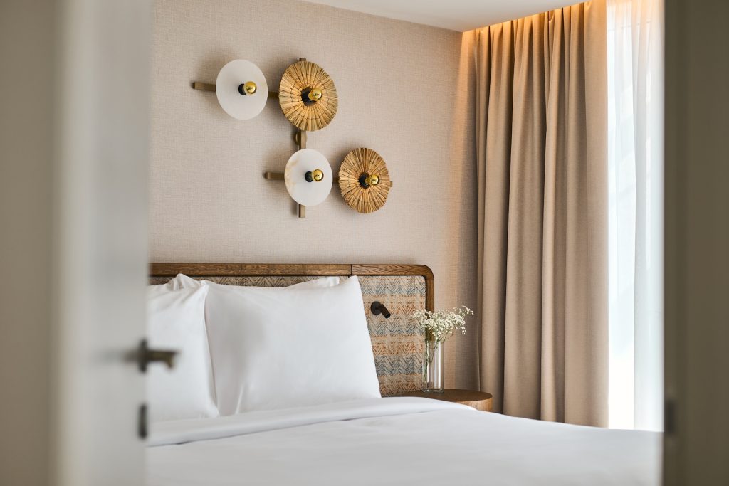 Movenpick-Classic Room1