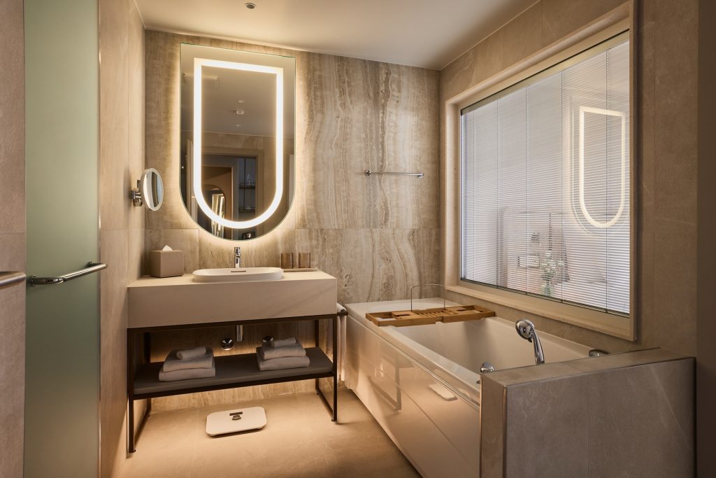 Movenpick - Suite Executive4